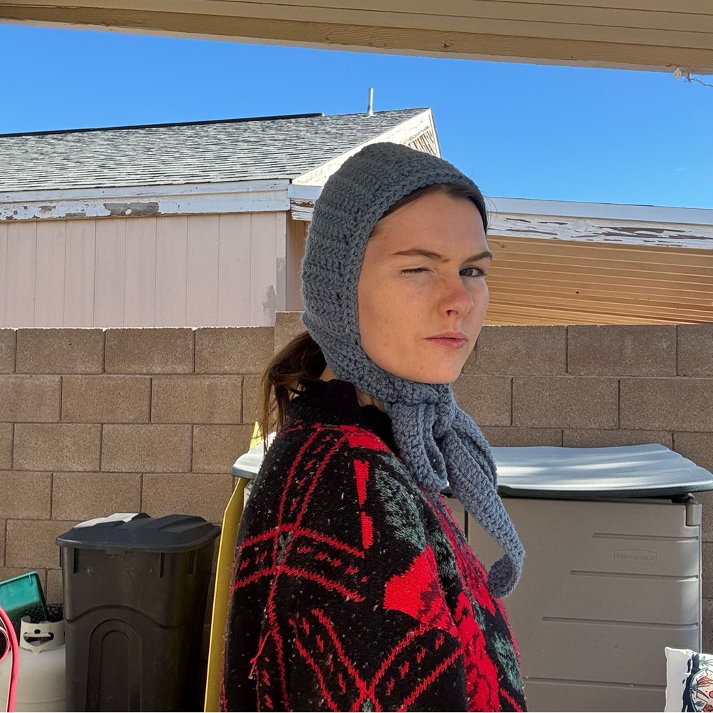 Blue crochet Bonnet - Picture 12 of 16
